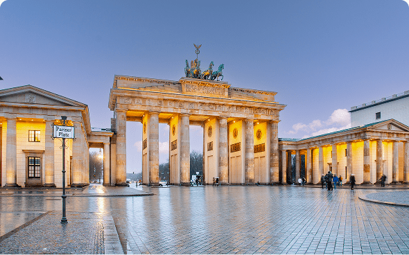 Brandenburg Gate at dusk
